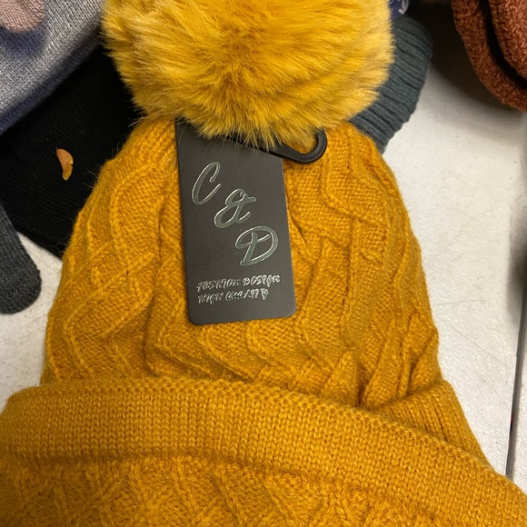 Accessories - Face Mask Hat